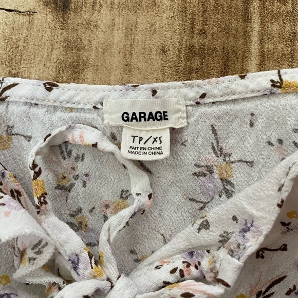 GARAGE Floral Frilly Crop Top - Picture 7 of 8